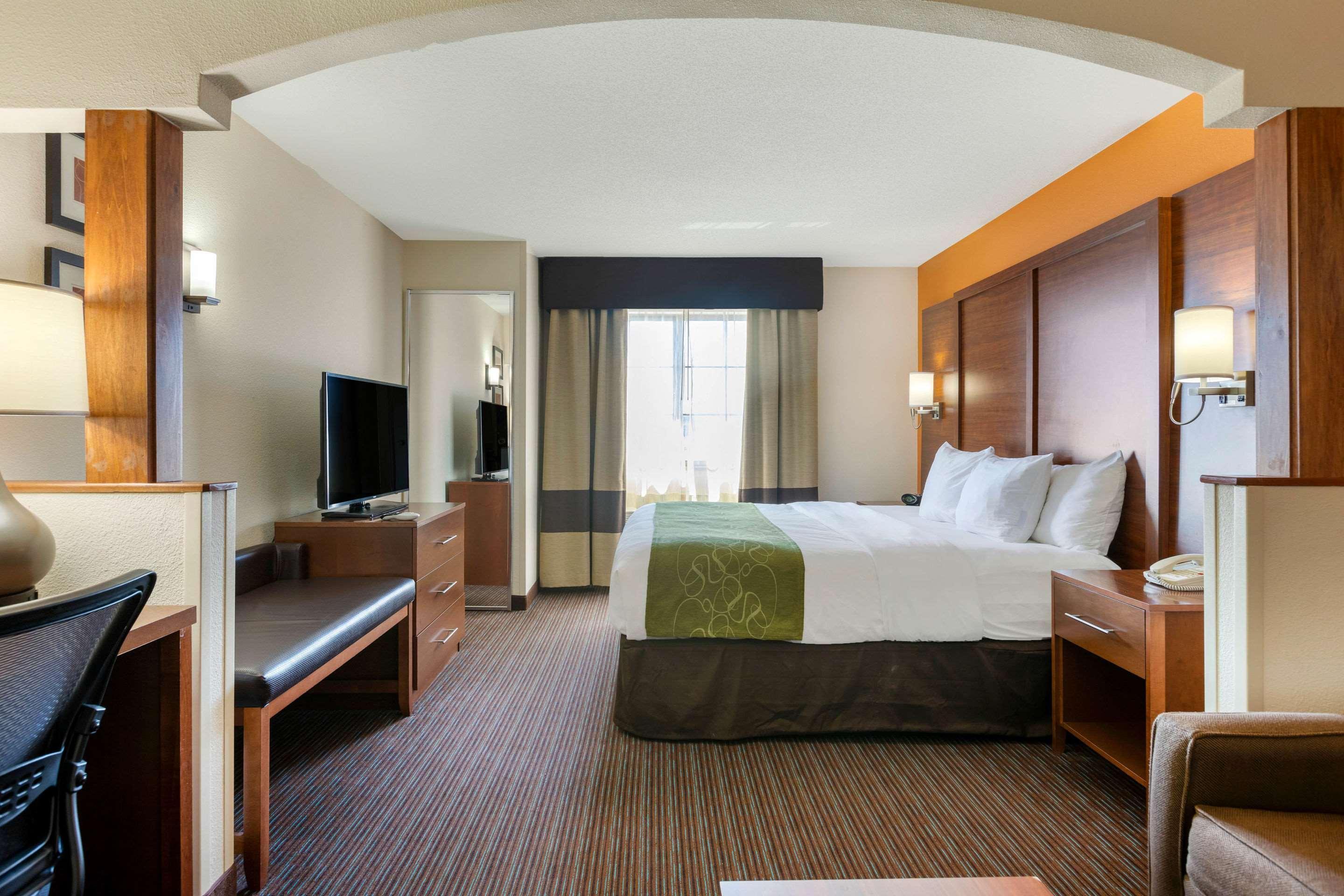 Comfort Suites Stevensville - St Joseph Exteriör bild