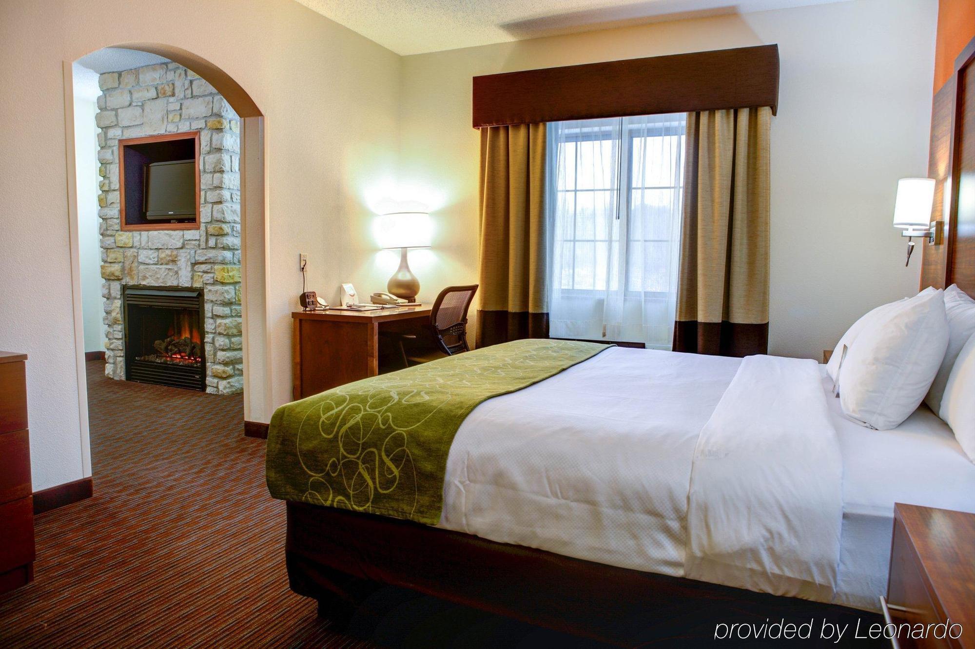 Comfort Suites Stevensville - St Joseph Exteriör bild